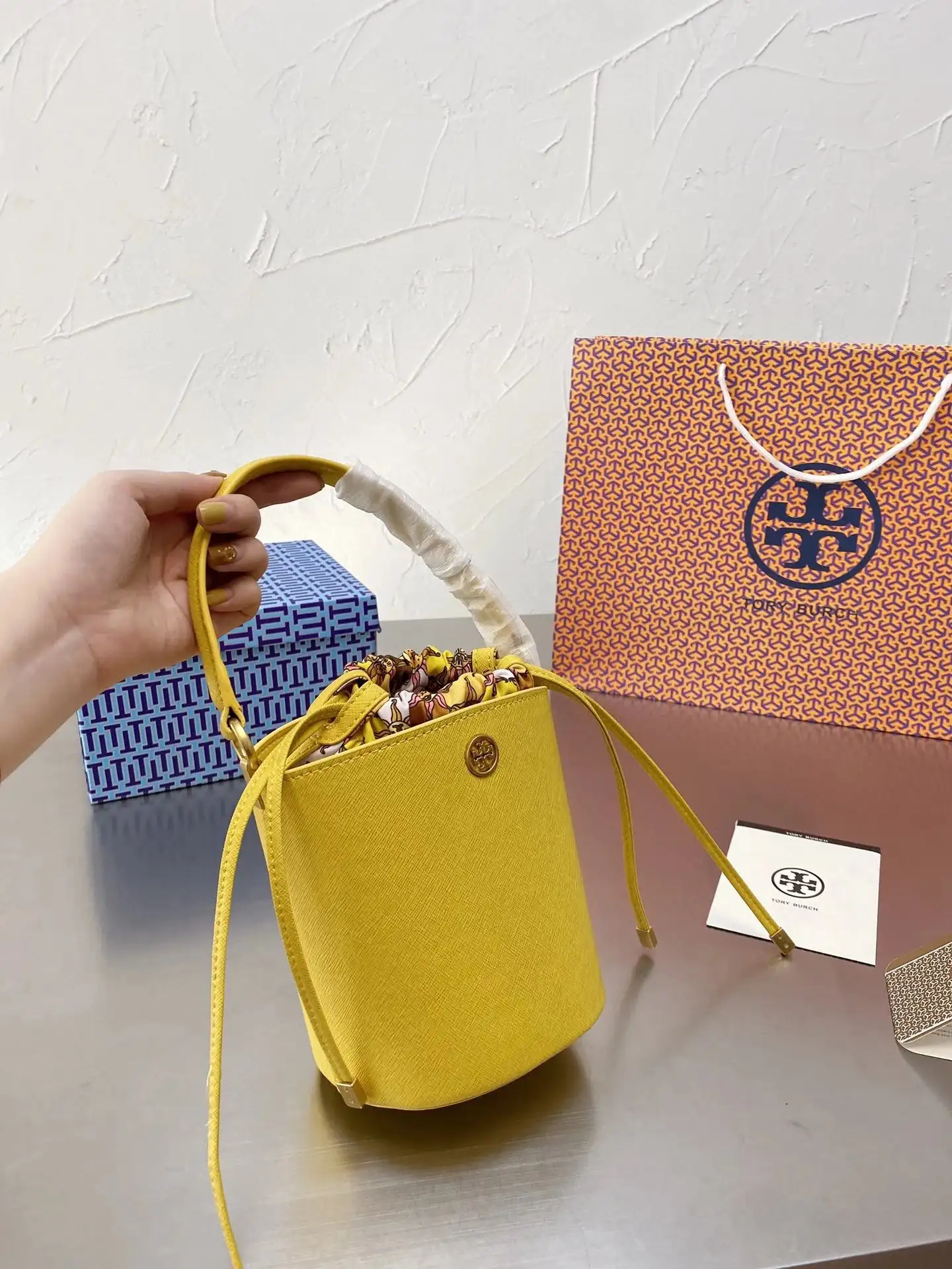Tory Burch Bucket Bag [4 styles] 3